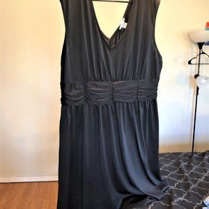 Black Sleeveless Dress with Ruched Waist
